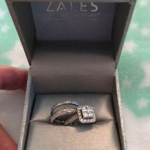 2 piece 1.5 ct tw Diamond Wedding Set